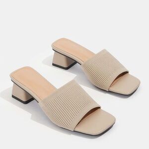 Ribbed Knit Mules with Chunky Block Heel size 9.5 (41) -NWT